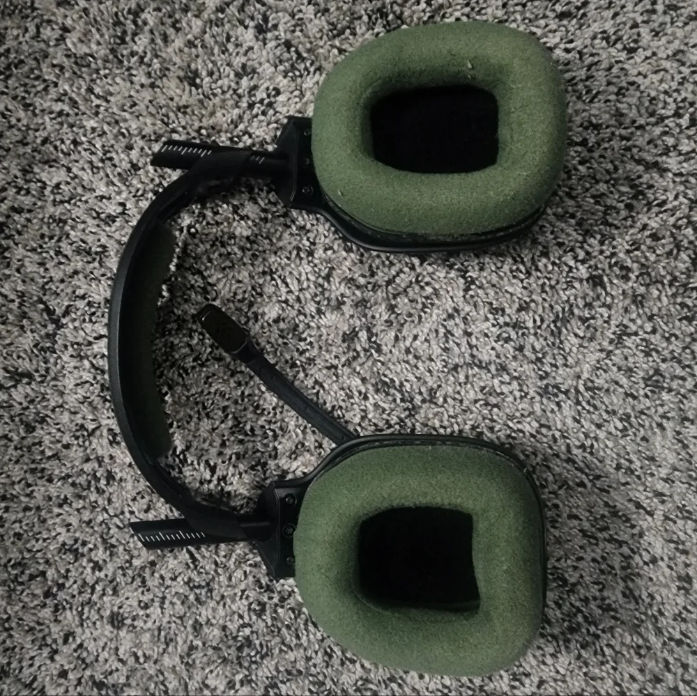 Astro A40
